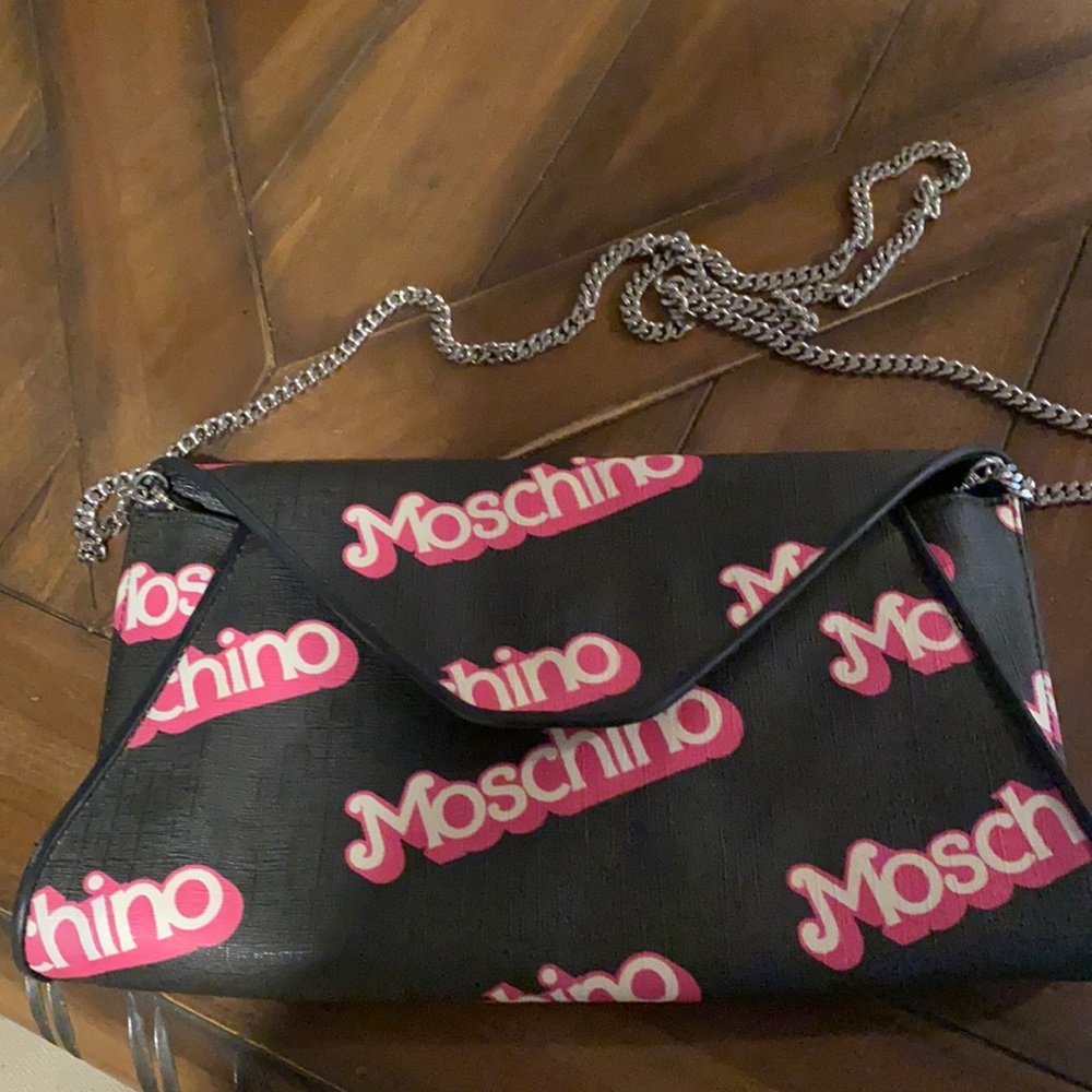 Barbie moschino chain bag
